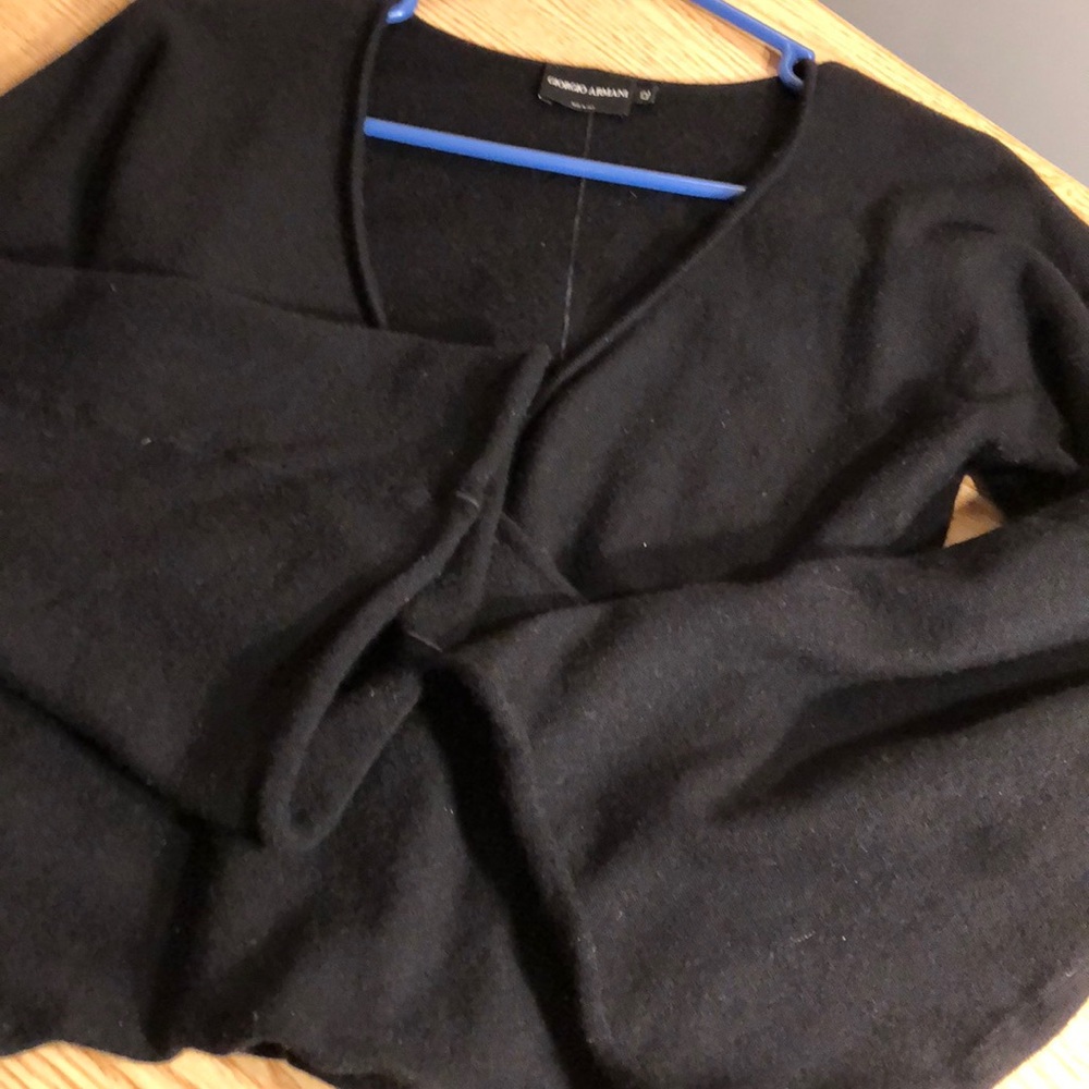 Giorgio Armani Black cashmere top - Picture 3 of 6